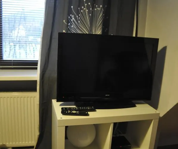 לינה וארוחת בוקר Belwder *